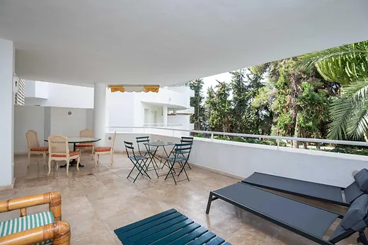 Wohnung mit 3 Schlafzimmern in Río Real, Marbella · 5/31