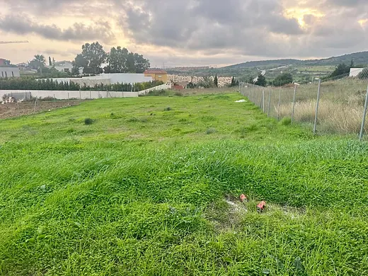 Baugrundstück mit 1.034 m² in Valle Romano, Estepona · 5/11