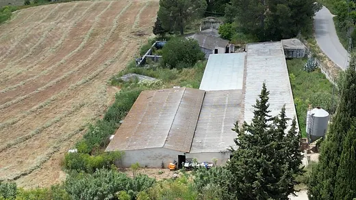 Ländliches Grundstück mit 20.000 m² in Setenil de las Bodegas · 4/16