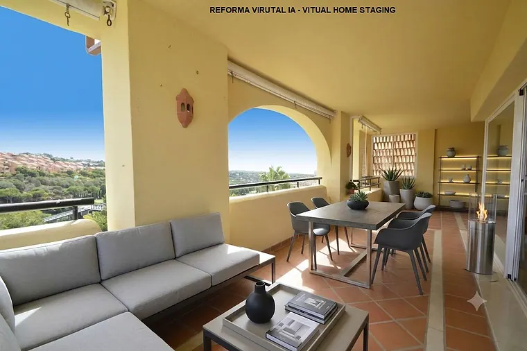 Penthouse mit 3 Schlafzimmern in Hacienda Elviria, Elviria