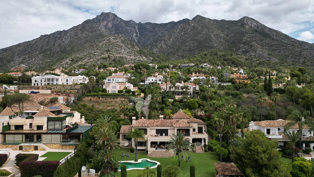 Villa de 6 dormitorios en Nagüeles, Marbella