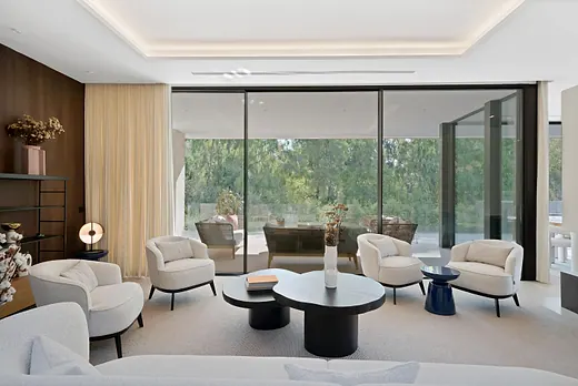 Exclusiva Villa Contemporánea con Spa, Jacuzzi en la Azotea y Piscina Infinita en La Cerquilla · 5/40