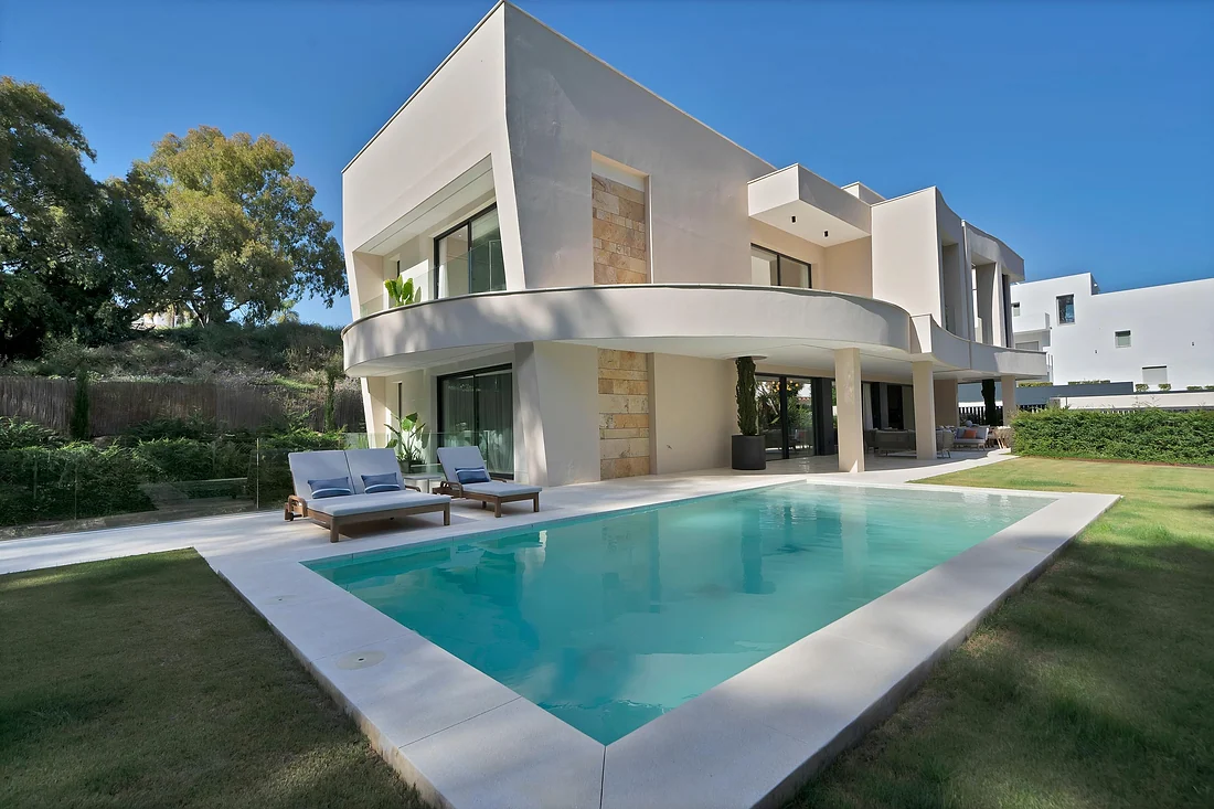 Villa mit 5 Schlafzimmern in Los Naranjos, Marbella