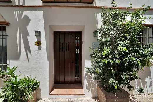 Gebäude mit 4 Schlafzimmern in Marbella · 2/40