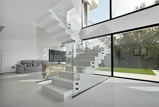 Villa mit 4 Schlafzimmern in Benahavís · 4/36