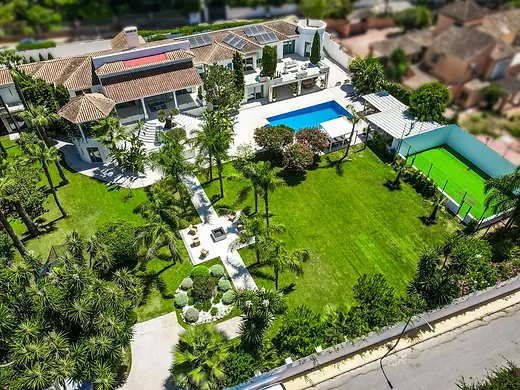 Villa mit 6 Schlafzimmern in Guadalmina Baja, Marbella · 5/40