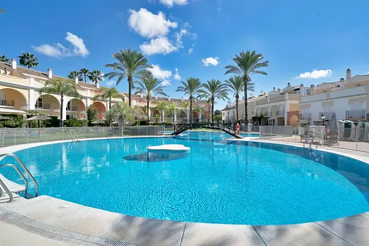 Reihenhaus mit 4 Schlafzimmern in Los Monteros - Costa, Marbella · 3/40