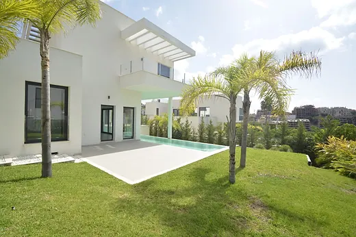 Villa mit 4 Schlafzimmern in Hacienda Elviria, Elviria · 2/40