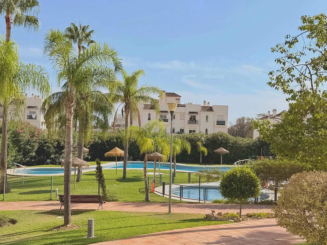 Wohnung mit 2 Schlafzimmern in Rodeo Alto-Guadaiza-La Campana, Marbella