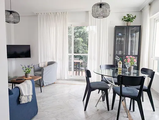 Wohnung mit 2 Schlafzimmern in Rodeo Alto-Guadaiza-La Campana, Marbella · 2/26
