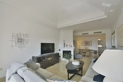 Penthouse mit 2 Schlafzimmern in Hacienda Elviria, Elviria · 5/26