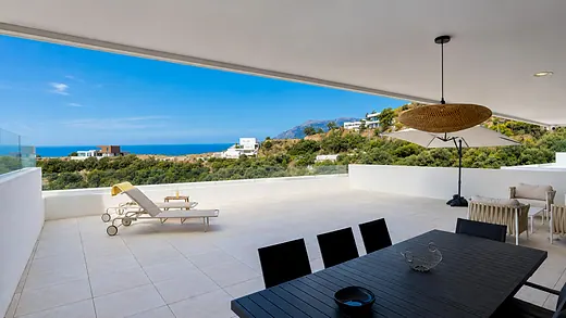 Wohnung mit 3 Schlafzimmern in Alto de los Monteros, Marbella · 3/24