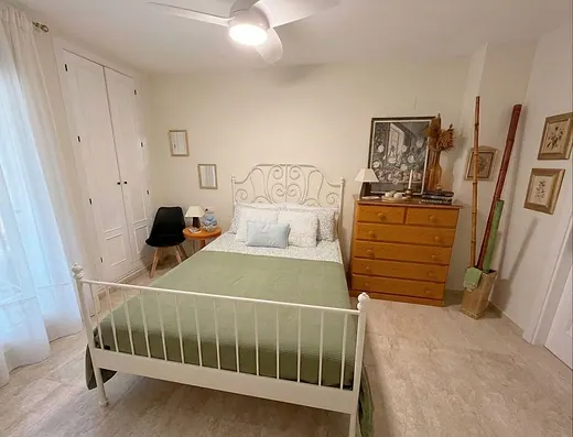 Wohnung mit 2 Schlafzimmern in Santa Clara, Marbella · 5/10