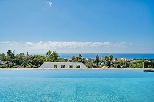 Wohnung mit 3 Schlafzimmern in El Capricho, Marbella · 2/30