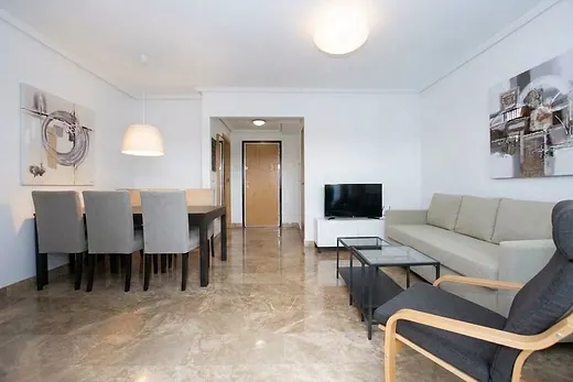Exclusivo Apartamento con Terrazas Privadas en Golf Hills, Estepona · 4/13