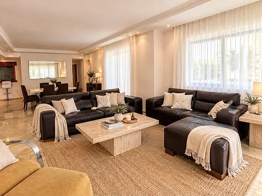 Wohnung mit 3 Schlafzimmern in Costalita, Estepona · 3/26