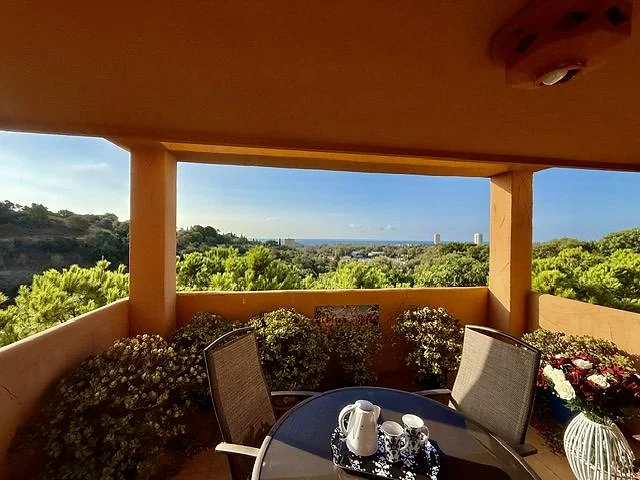 Wohnung mit 2 Schlafzimmern in Santa María, Marbella