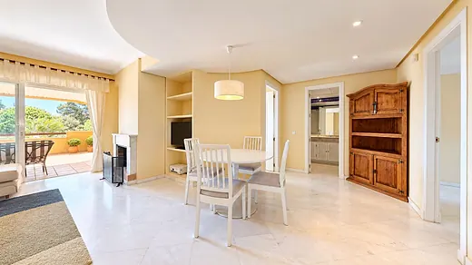 Wohnung mit 2 Schlafzimmern in La Mairena, Ojén · 2/29