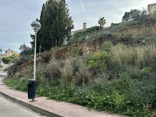 Baugrundstück mit 1.056 m² in Las Gaviotas, Fuengirola · 2/19