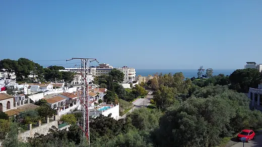 Baugrundstück mit 1.056 m² in Las Gaviotas, Fuengirola · 5/19