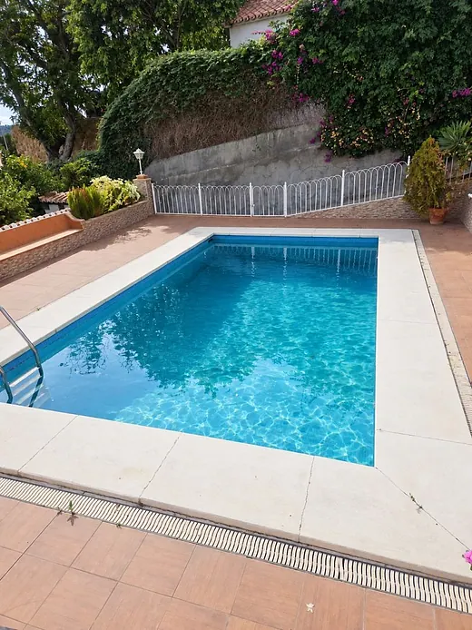 Exclusiva residencia con piscina privada en el corazón de Casarabonela · 5/40