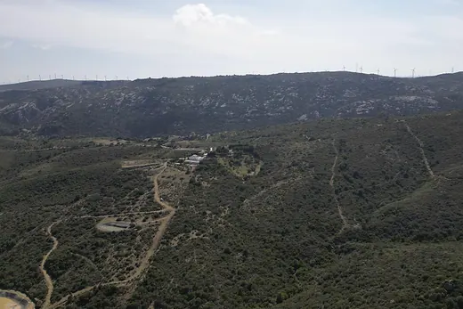 Ländliches Grundstück mit 96.538 m² in Doña Julia Golf, Casares · 5/21